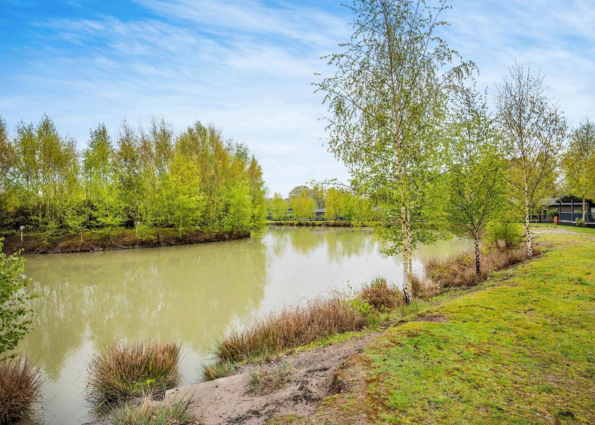 Woodhall Country Park Lodges วูดฮอลล์สปา ภายนอก รูปภาพ